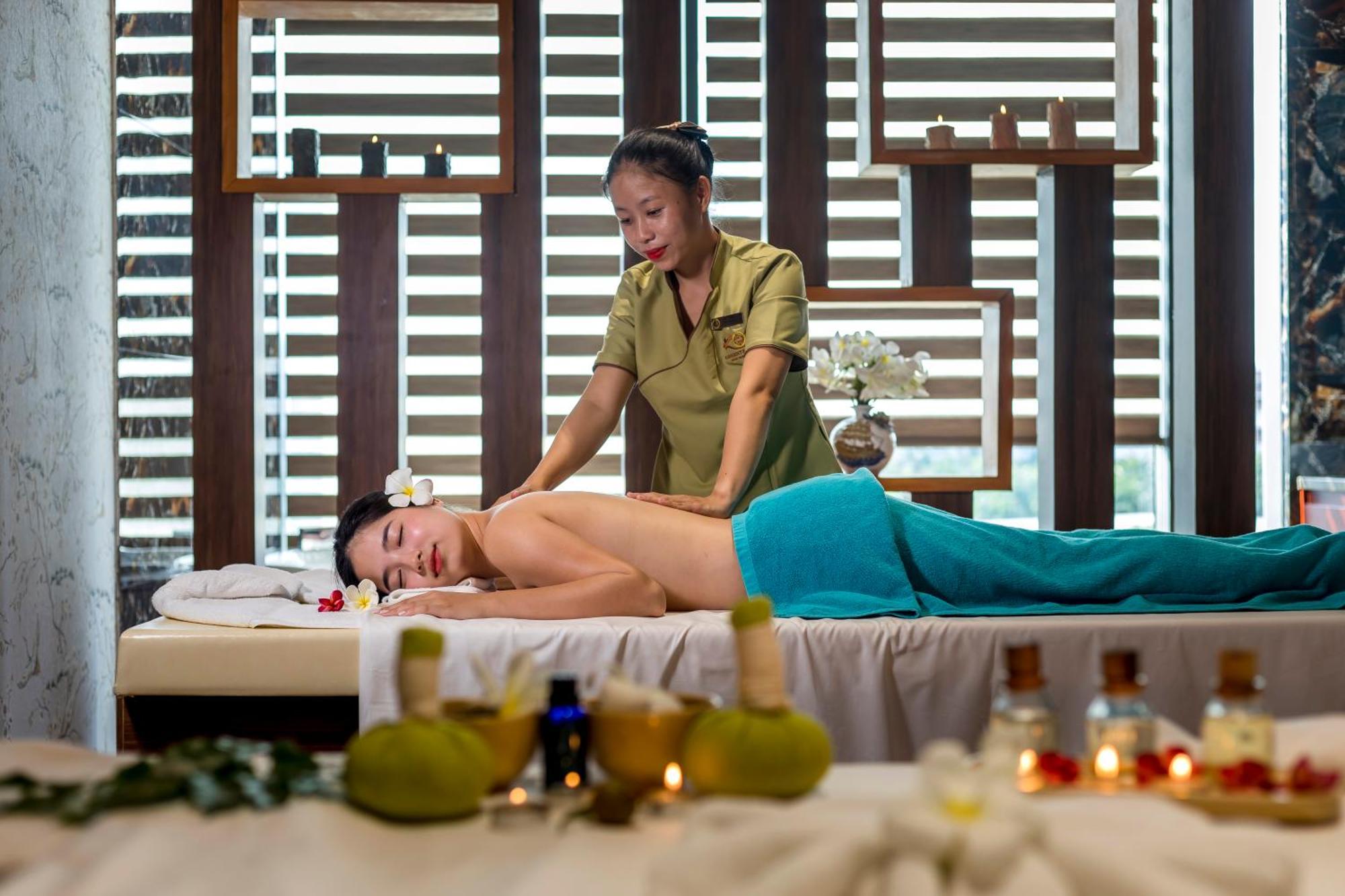 Koi Resort & Residence Da Nang Exteriör bild